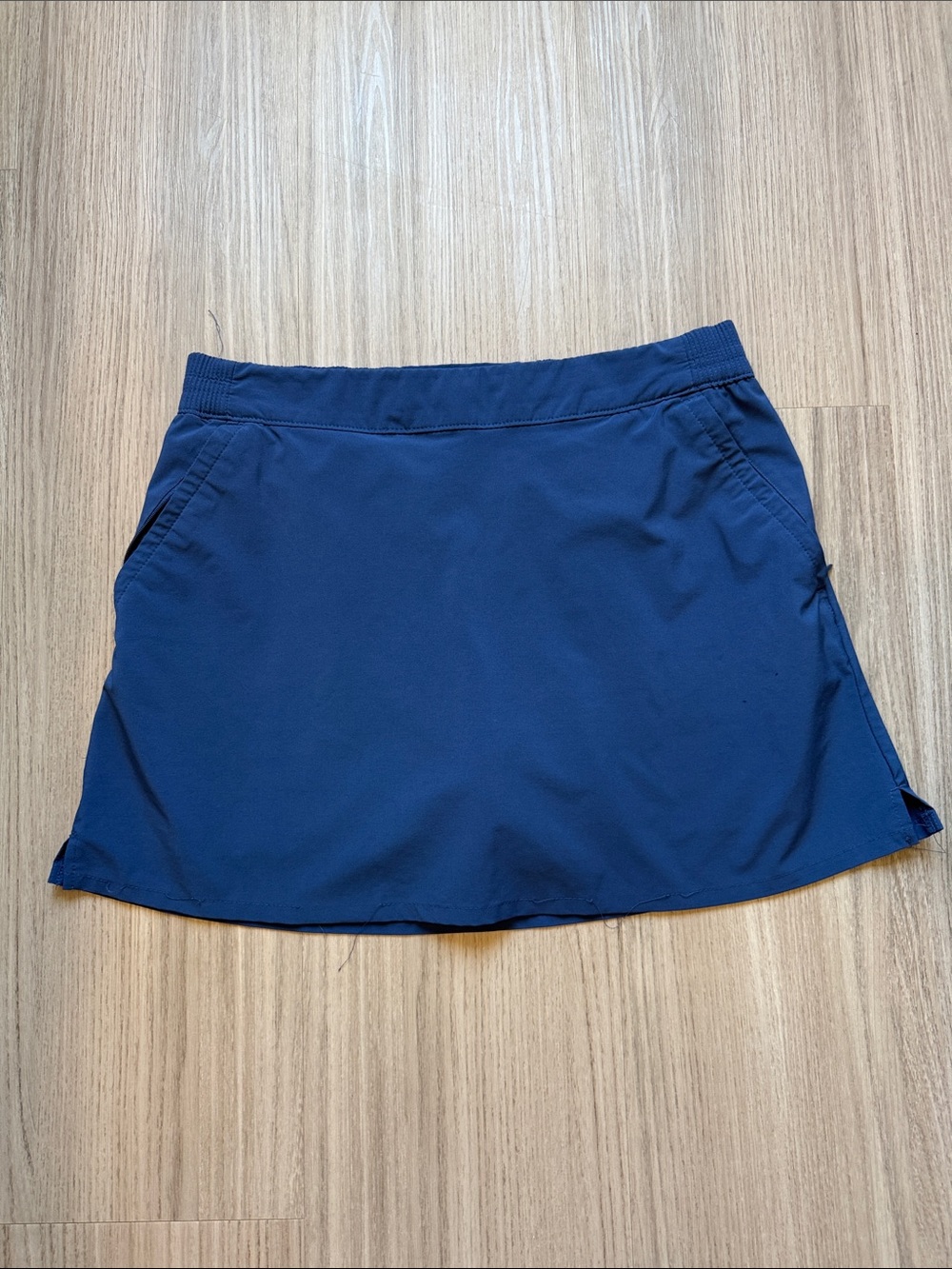 Columbia PFG navy activewear skirt